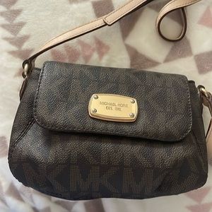 Michael Kors pocketbook